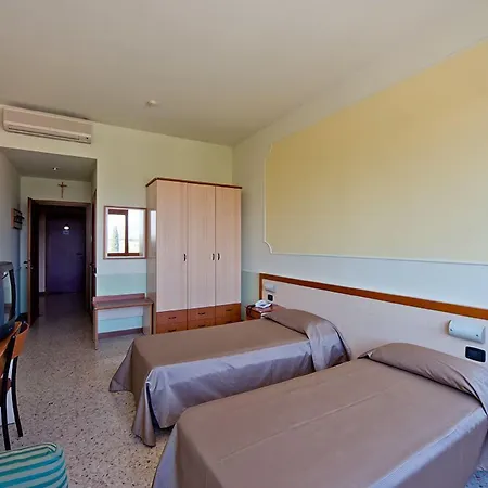 Hotel Centro Carraro 3*