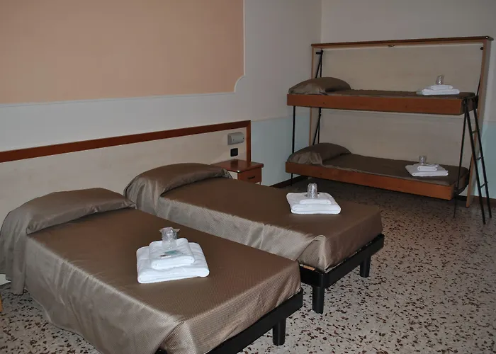 فندق Centro Carraro